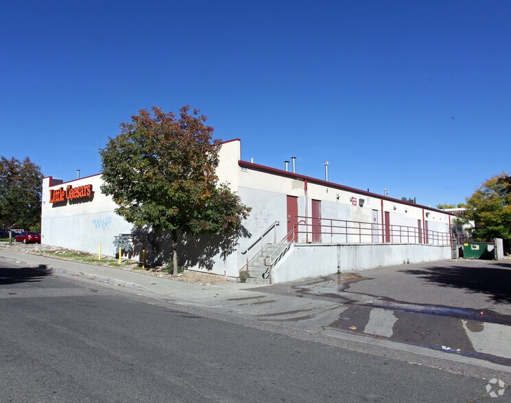 2960 S Federal Blvd, Denver, CO à louer - Photo du bâtiment - Image 3 de 3