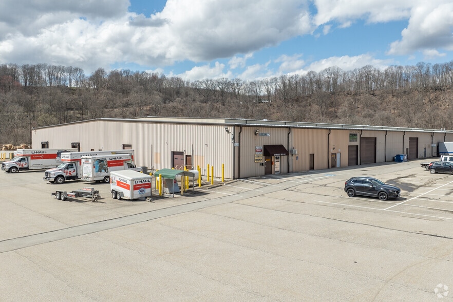 1010 Franklin Dr, Smock, PA for lease - Building Photo - Image 1 of 12