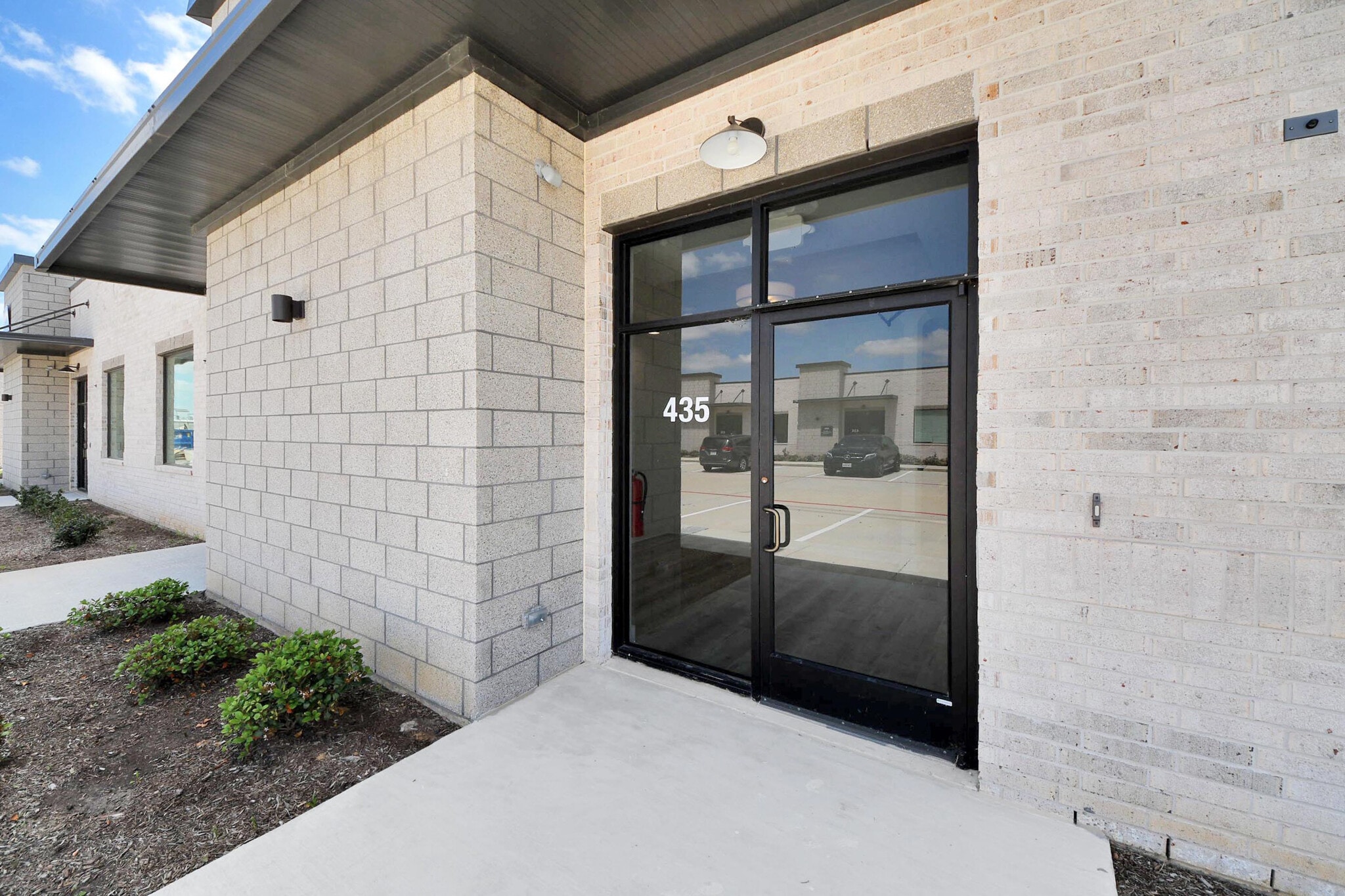 431-435 Branchwood Ln, Fulshear, TX à louer Photo du bâtiment- Image 1 de 15