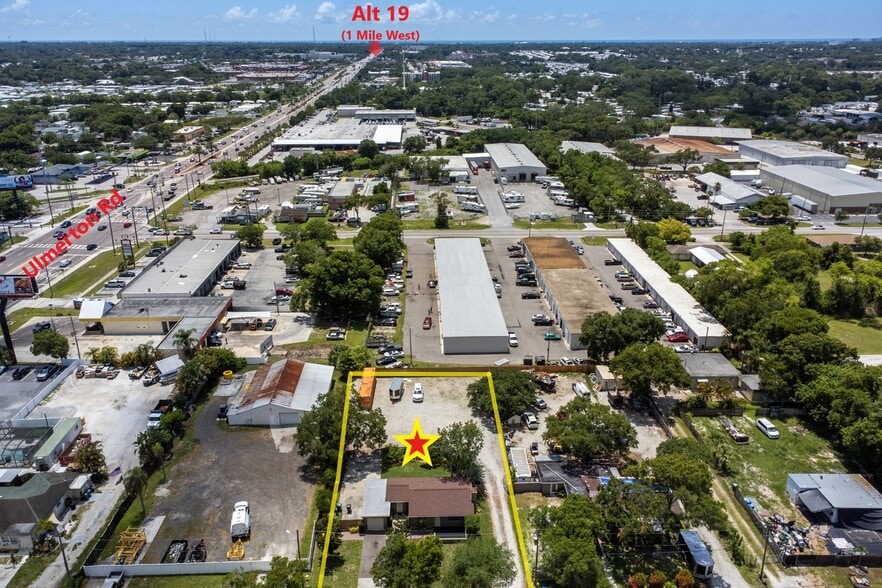 883 South Wind Ln, Largo, FL à vendre - Photo du bâtiment - Image 3 de 18