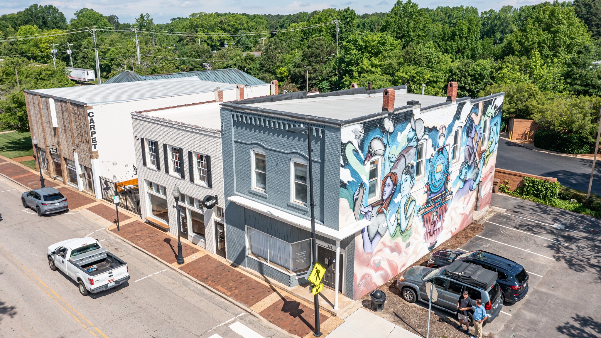 122 W Chatham St, Cary, NC for lease Primary Photo- Image 1 of 5
