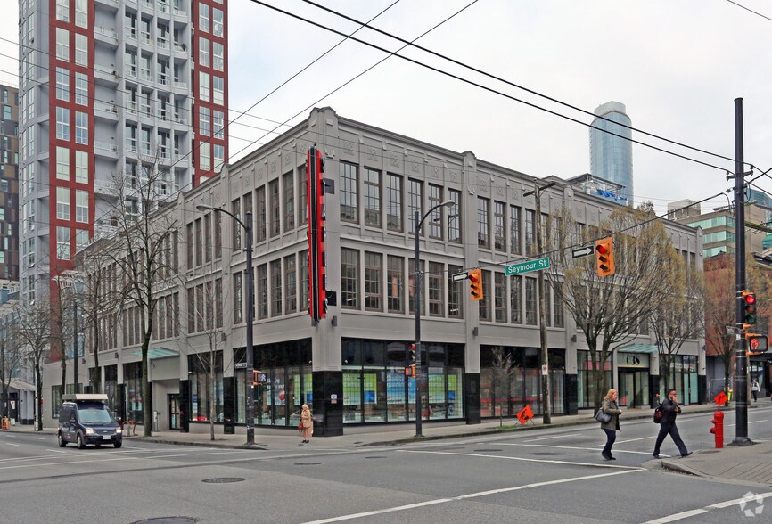 638 Smithe St, Vancouver, BC à vendre - Photo principale - Image 1 de 1