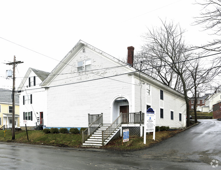 756 Middle St, Bath, ME à vendre - Photo principale - Image 1 de 1