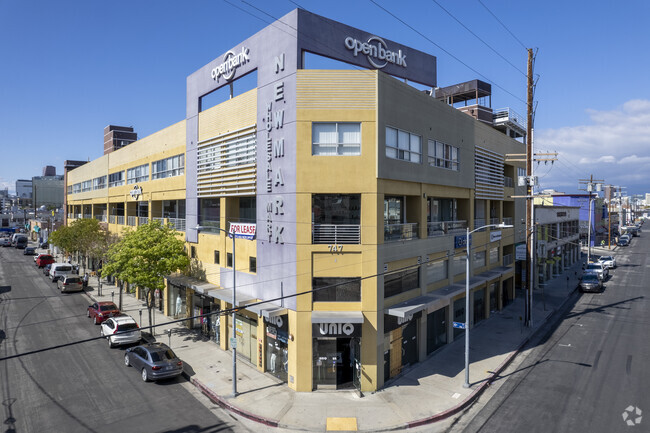 More details for 747 E 10th St, Los Angeles, CA - Retail for Sale