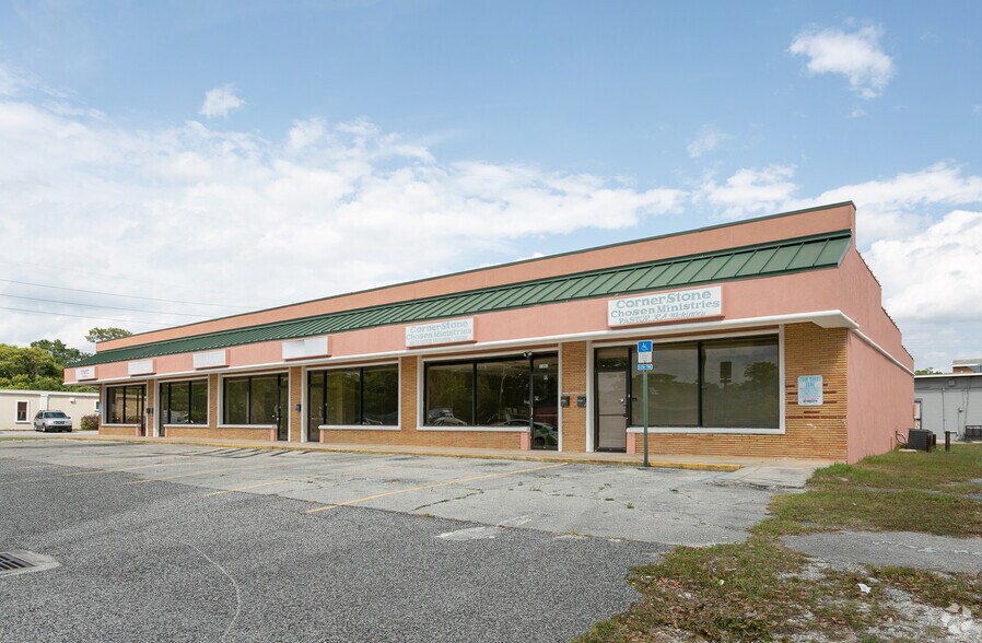 1339-1349 Cesery Ter, Jacksonville, FL à vendre - Photo du bâtiment - Image 2 de 8