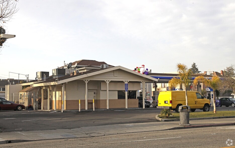 1260 Park St, Alameda, CA à vendre - Photo du bâtiment - Image 3 de 15