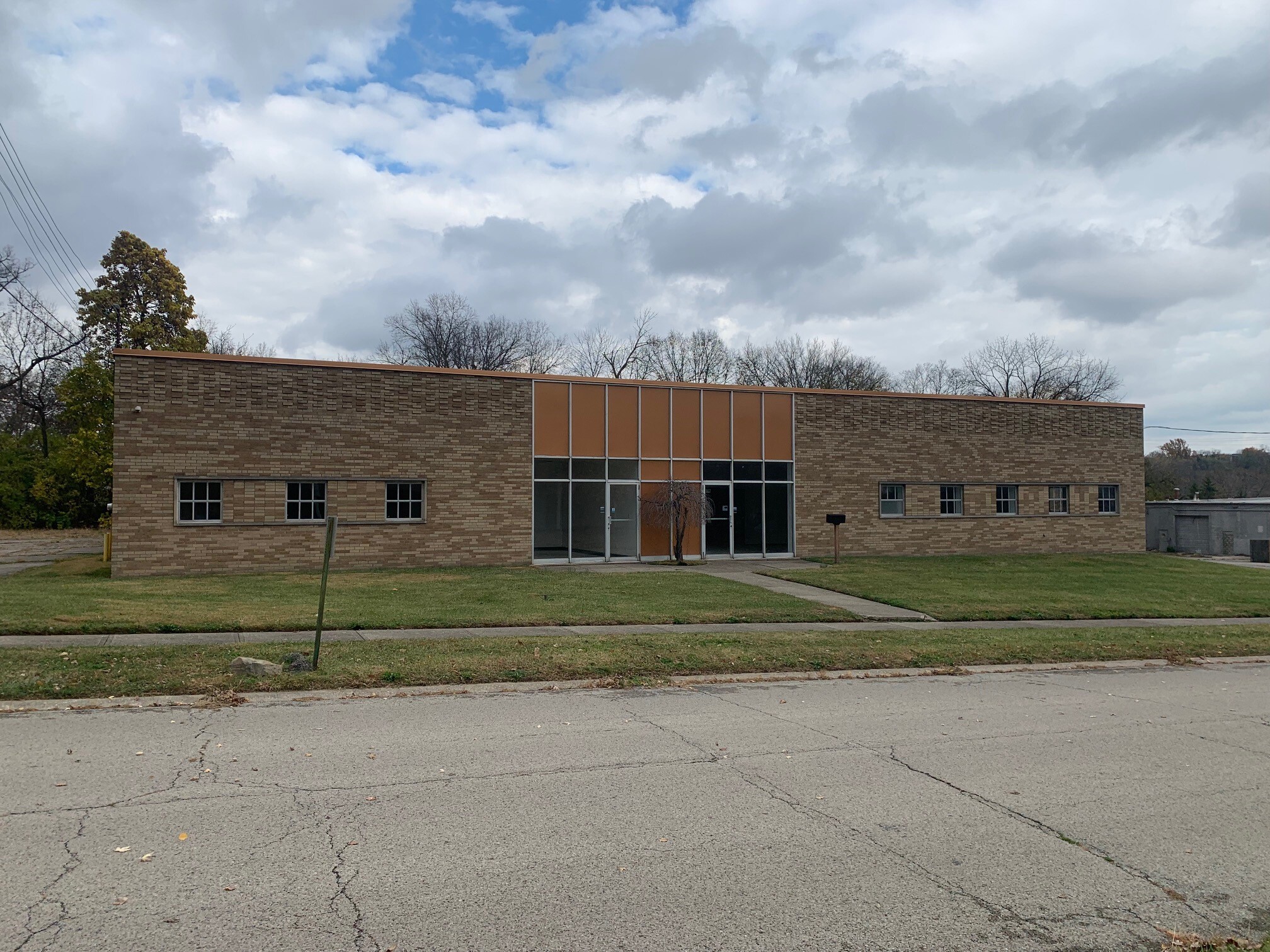 50-60 Novner Dr, Woodlawn, OH for sale Building Photo- Image 1 of 1