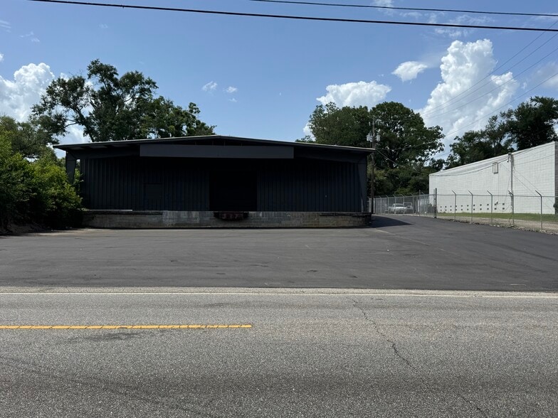 2312 Halls Mill Rd, Mobile, AL for lease - Building Photo - Image 2 of 5