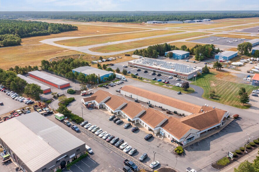 202 S Meadow Rd, Plymouth, MA à vendre - Photo du bâtiment - Image 2 de 11