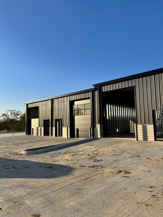 Plus de détails pour 12704 N 158th St, Bennington, NE - Local d'activités à louer