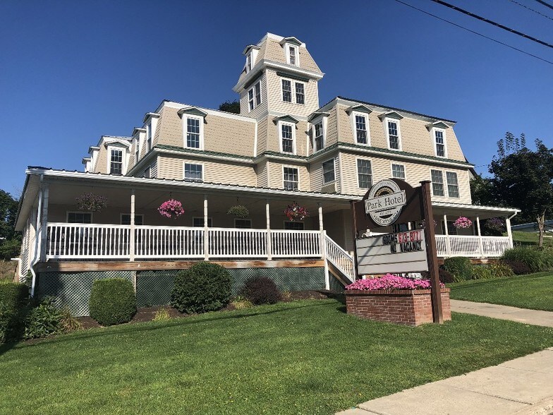 127 Troy St, Canton, PA à vendre - Photo du bâtiment - Image 3 de 42