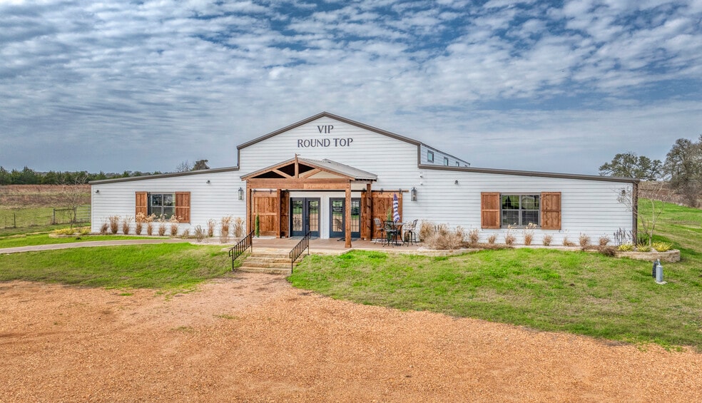2260 Texas 237, Round Top, TX for sale - Building Photo - Image 2 of 25