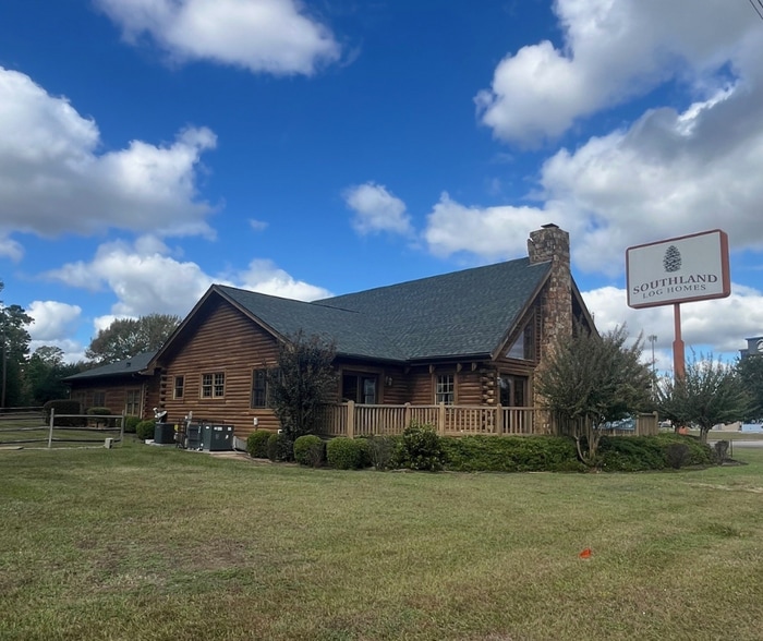 3989 Interstate 45 N, Conroe, TX à vendre - Photo principale - Image 1 de 10