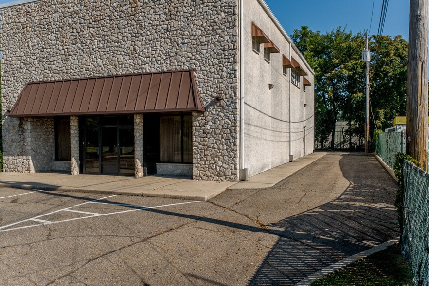 329 Lincoln Hwy, Fairless Hills, PA for sale - Building Photo - Image 3 of 72