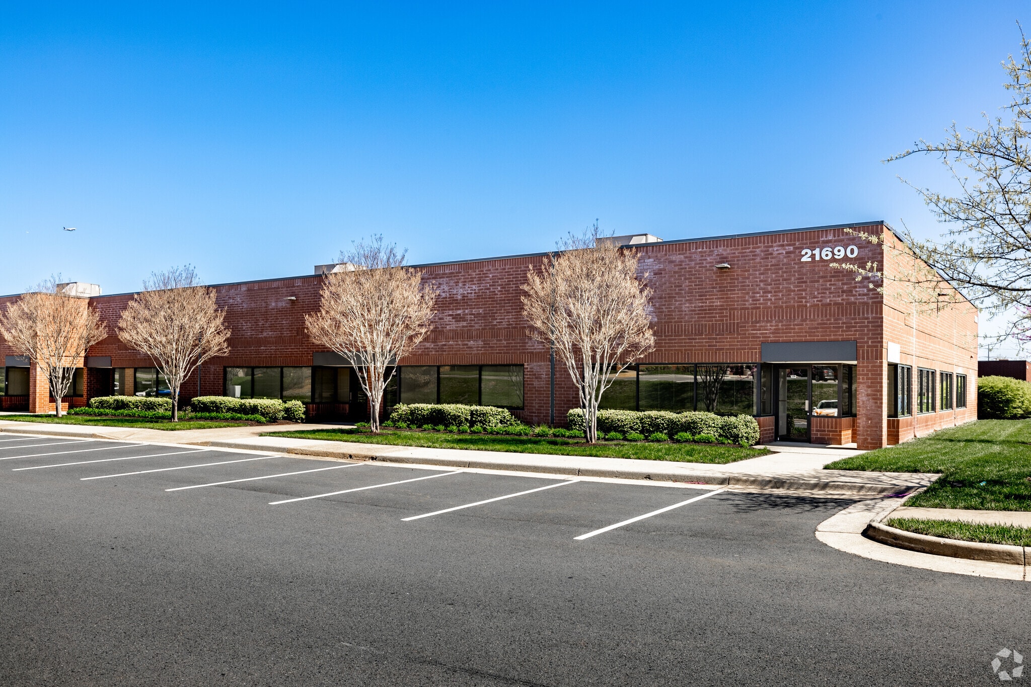 21690 Red Rum Dr, Ashburn, VA for lease Primary Photo- Image 1 of 5