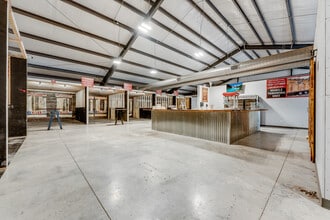 152 Thompson Dr, Bridgeport, WV for lease Interior Photo- Image 2 of 25