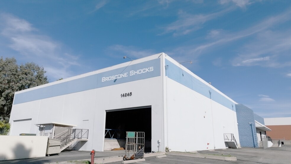 14245 Lomitas Ave, City Of Industry, CA for lease - Building Photo - Image 1 of 17