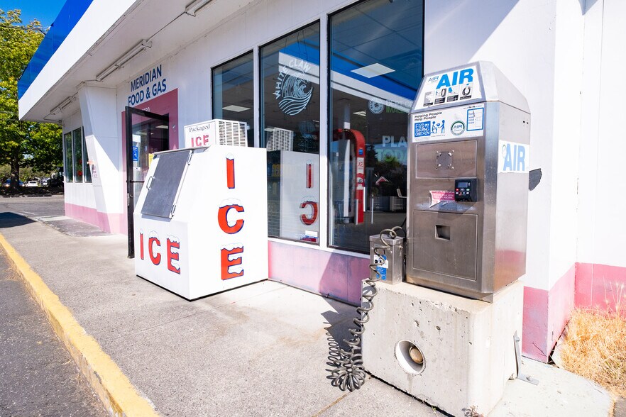 2730 Meridian St, Bellingham, WA à vendre - Photo du bâtiment - Image 3 de 24