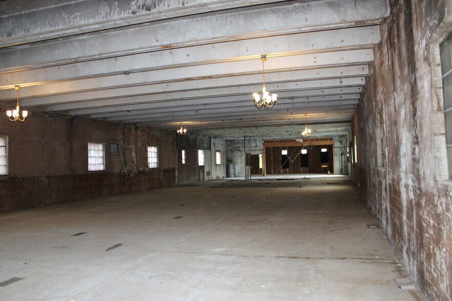 1226 6th Ave N, Nashville, TN à vendre - Photo du bâtiment - Image 2 de 8