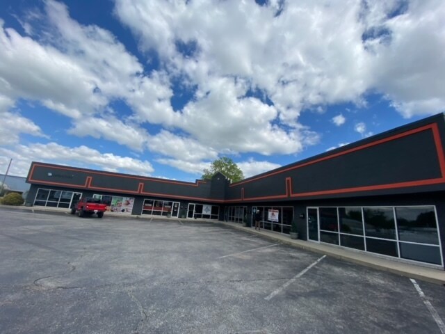 3409 S Western Ave, Marion, IN à louer - Photo du bâtiment - Image 2 de 4