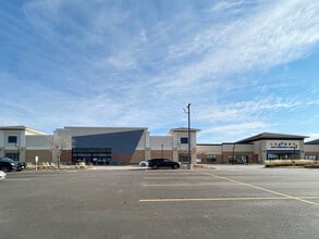 Randall Rd, Algonquin, IL for lease Building Photo- Image 2 of 9