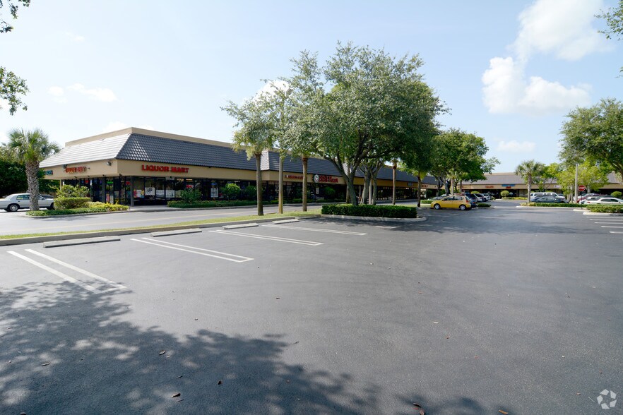 3016-3094 Jog Rd, Greenacres, FL for lease - Primary Photo - Image 1 of 1
