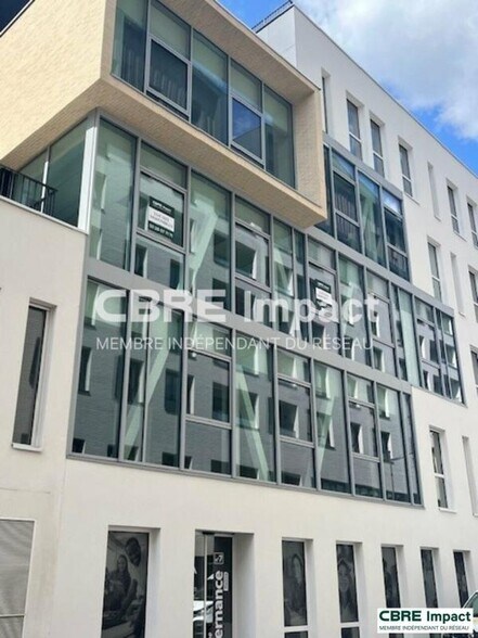 Office in Reims for lease - Building Photo - Image 2 of 9