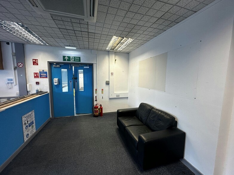 Shore Rd, Perth for lease - Building Photo - Image 3 of 29