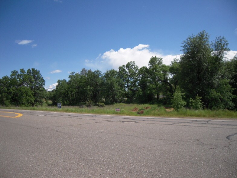 1255 Collyer Dr, Redding, CA for sale - Building Photo - Image 2 of 4