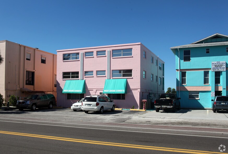 Beachfront Condo/ Hotel Redevelopment portfolio of 3 properties for sale on LoopNet.ca - Primary Photo - Image 3 of 3
