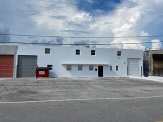 Plus de détails pour 1705-1707 W 32nd Pl, Hialeah, FL - Industriel à louer