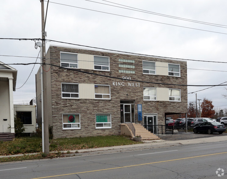 890-900 King St W, Kitchener, ON à louer - Photo principale - Image 1 de 2