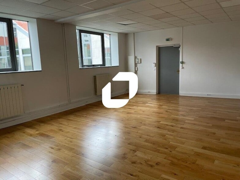 Bureau dans Alfortville à louer - Photo intérieure - Image 3 de 26