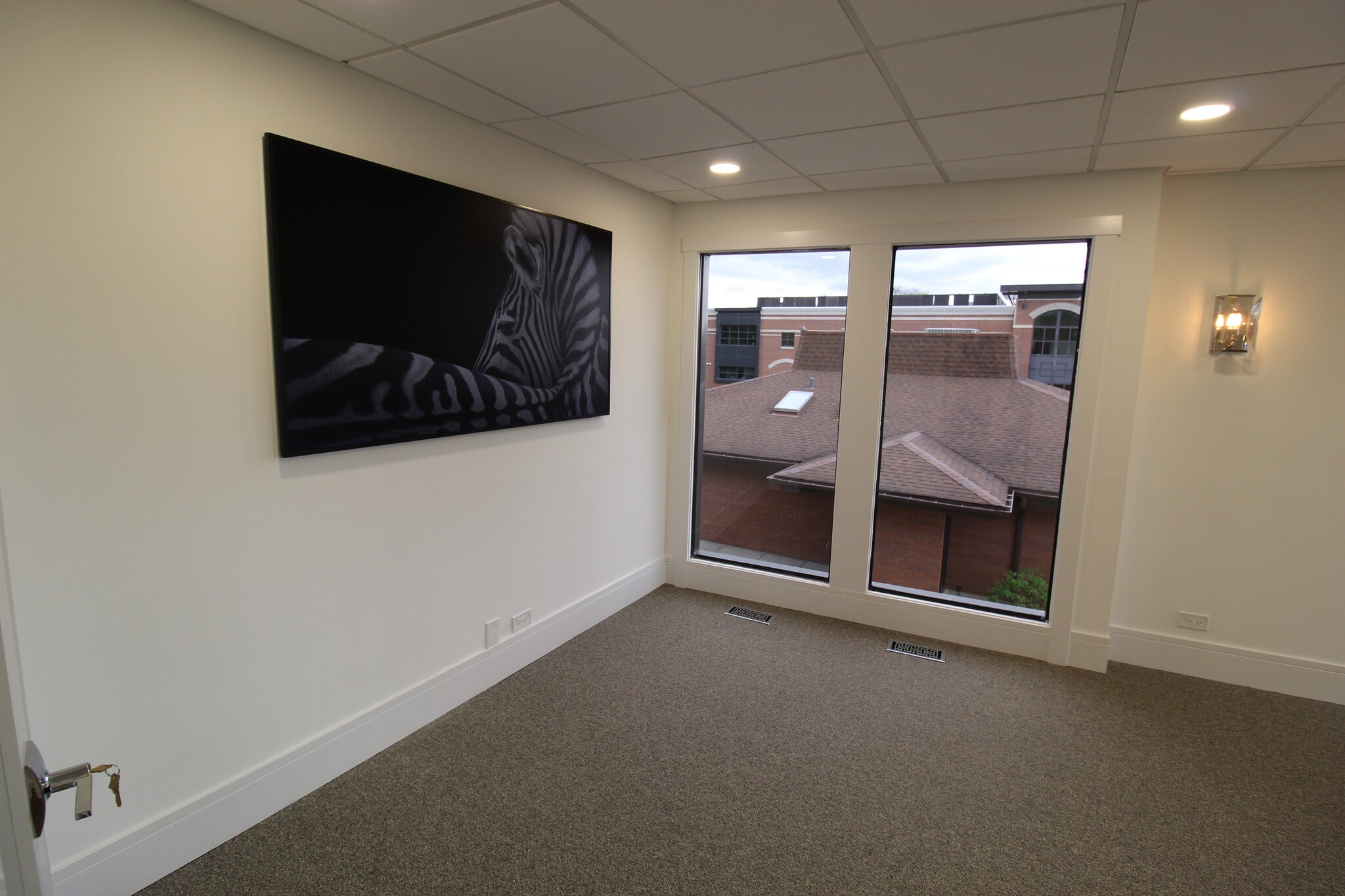 710 N York Rd, Hinsdale, IL à louer Photo intérieure- Image 1 de 5