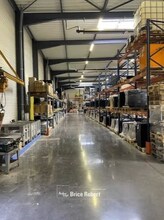 Industrial in Meyzieu for lease Interior Photo- Image 1 of 6