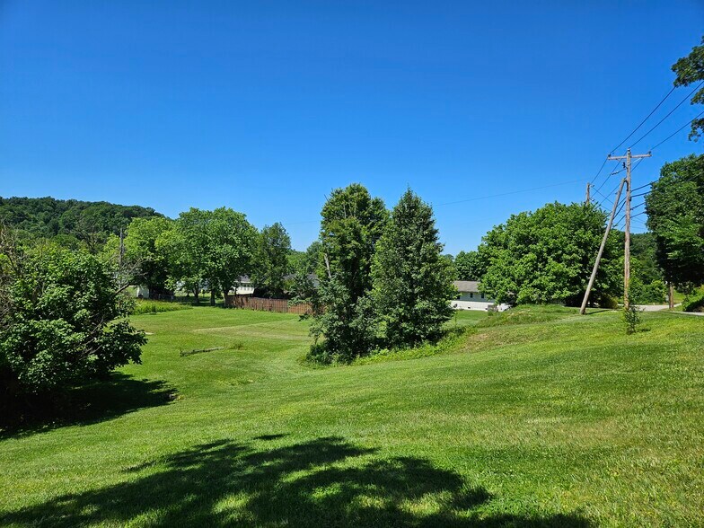 6779 Mud River Rd, Barboursville, WV à vendre - Photo du bâtiment - Image 2 de 16