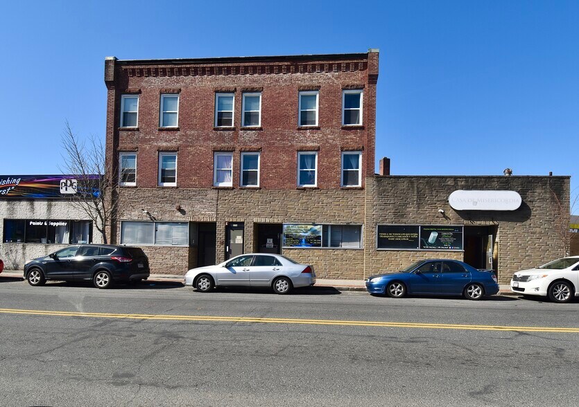 570-574 Main St, Springfield, MA à vendre - Photo du bâtiment - Image 3 de 14