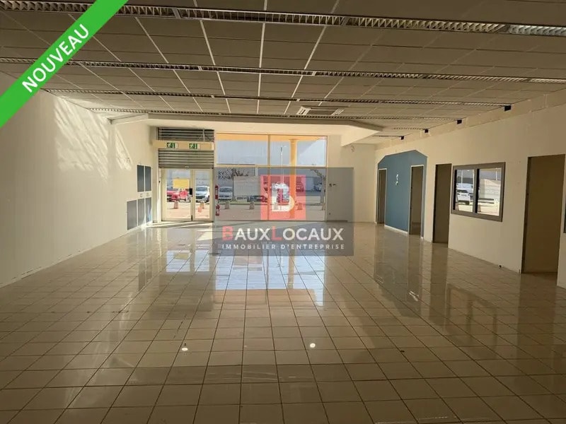 Retail in Avignon for lease Interior Photo- Image 1 of 11