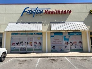 1408-1412 E Main St, Fredericksburg, TX for lease Building Photo- Image 1 of 2