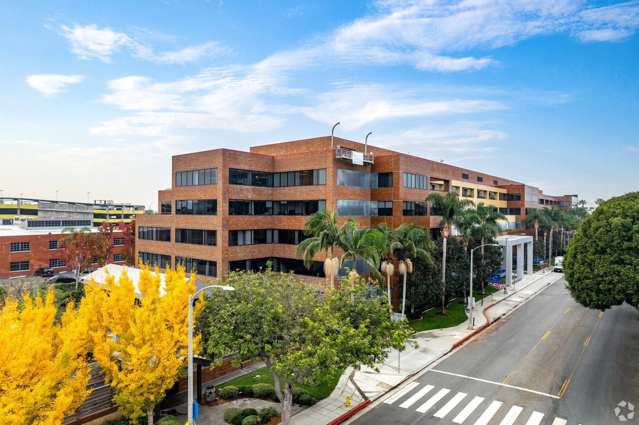 2600-2800 Colorado Ave, Santa Monica, CA for lease Primary Photo- Image 1 of 12