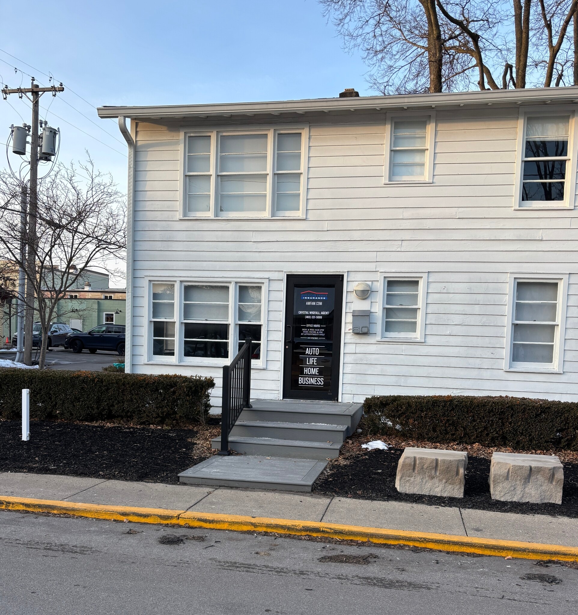 60-70 E Oak St, Zionsville, IN for lease Primary Photo- Image 1 of 16