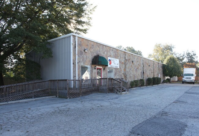 Plus de détails pour 737 Main St, Stone Mountain, GA - Bureau, Commerce de détail à louer