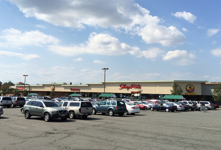 365 Convery Blvd, Perth Amboy, NJ for lease - Building Photo - Image 1 of 3