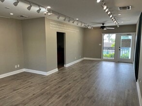 673-689 S Collier Blvd, Marco Island, FL for lease Interior Photo- Image 2 of 5