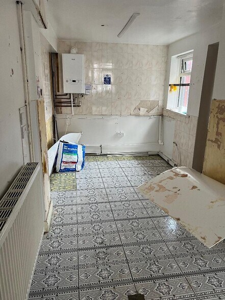 90 Cockburn St, Liverpool à louer - Photo du bâtiment - Image 2 de 4