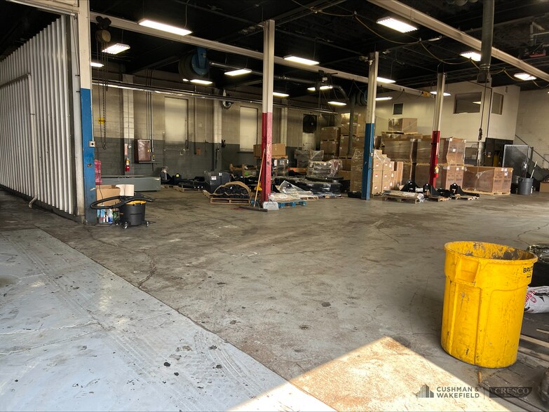 330 Ashland Rd, Mansfield, OH à vendre - Photo intérieure - Image 3 de 13