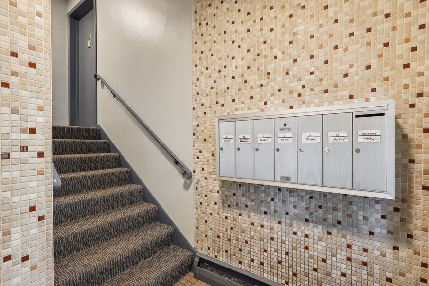 3606 E 34th St, Minneapolis, MN for sale - Building Photo - Image 3 of 15