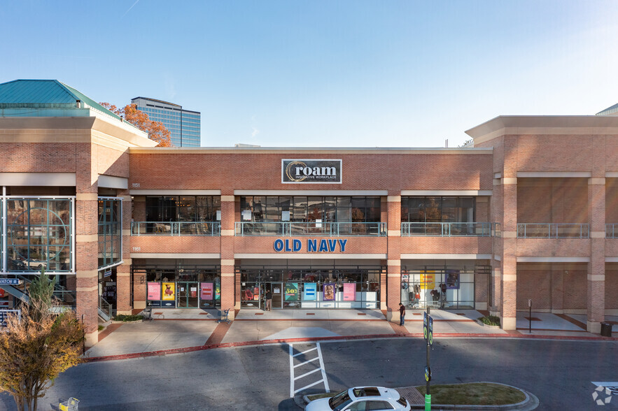 1121-1181 Hammond Dr NE, Atlanta, GA for lease - Building Photo - Image 2 of 4