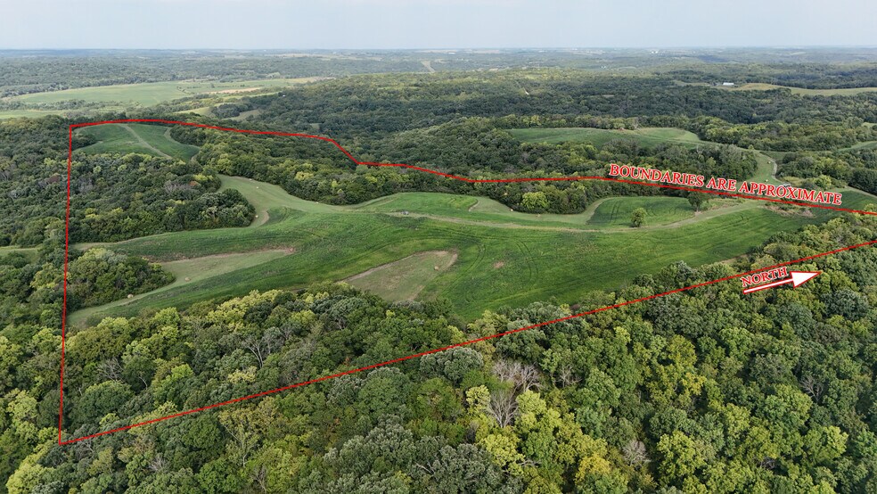 401 Rd, Amazonia, MO à vendre - Photo du bâtiment - Image 2 de 3