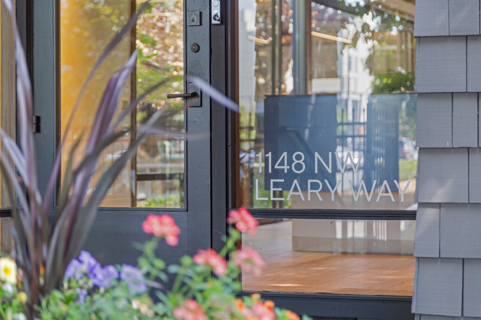 1148 NW Leary Way, Seattle, WA à louer Photo du bâtiment- Image 1 de 12